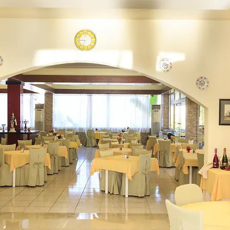 Hotel Golden Odyssey