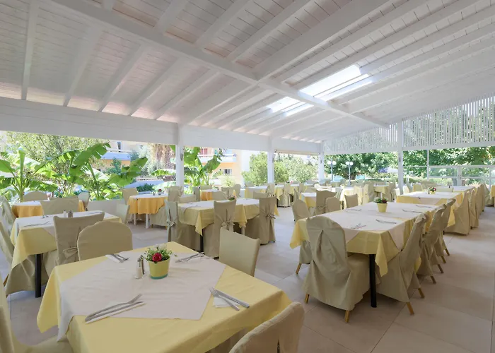 Hotel Golden Odyssey 4*