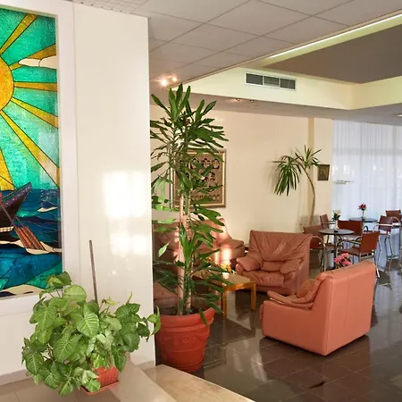 Hotel Golden Odyssey 4*