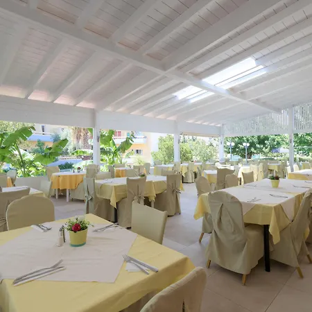 Hotel Golden Odyssey 4*