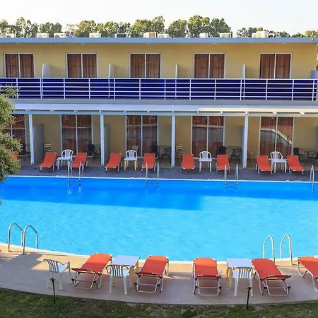 호텔 Golden Odyssey 4*